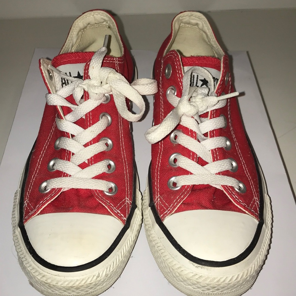 Red converse